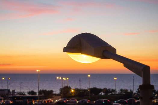 IoT-empowered Cost-effective Street Light Management