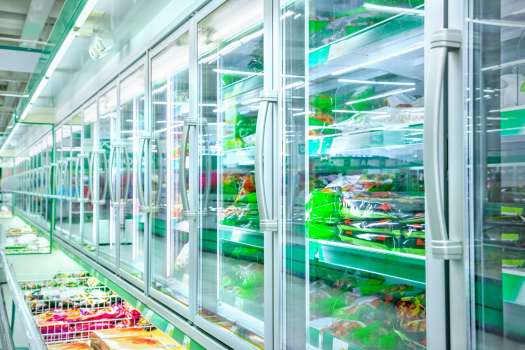 Remote retail refrigerator monitoring 