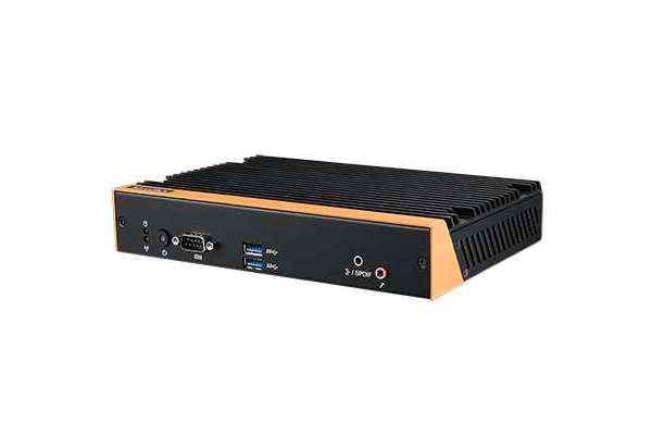 4K Digital Signage Player Advantech with Integrated nVIDIA GT Graphics for Independent Quad Displays DS-580