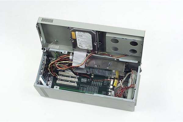 Компактные промышленные компьютеры ПРОКСИС - внутреннее устройство с шиной PCI