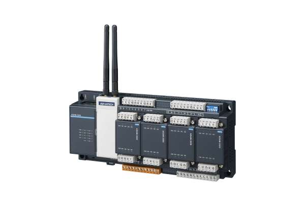 8AI / 8DI / 4DO / 4-Slot Expansion Wireless Intelligent RTU Advantech ADAM-3600